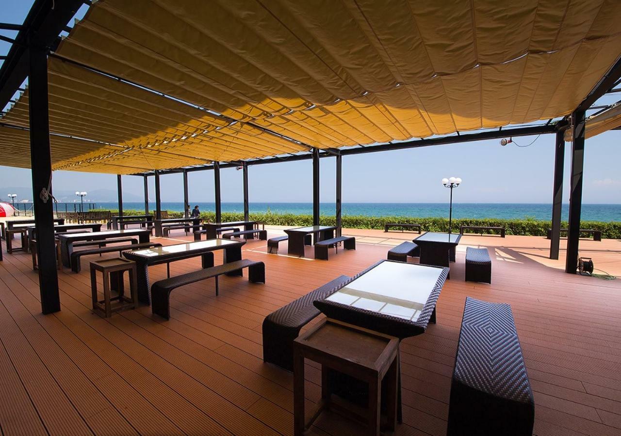 Sea Aiga Kaigetsu Hostel Sumoto Екстериор снимка